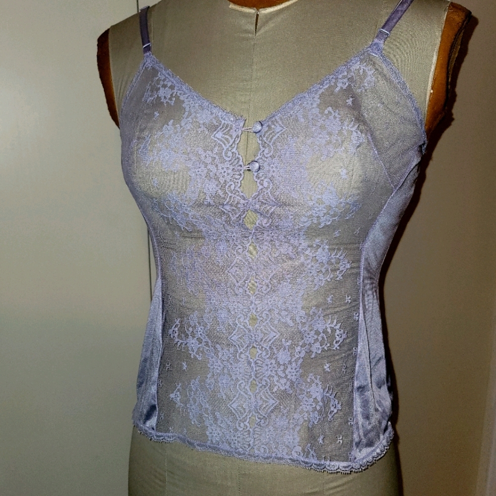 VNTG Vanity Fair camisole
